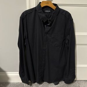 NEW WITH TAGS Kenneth Cole Black Button Down Size L